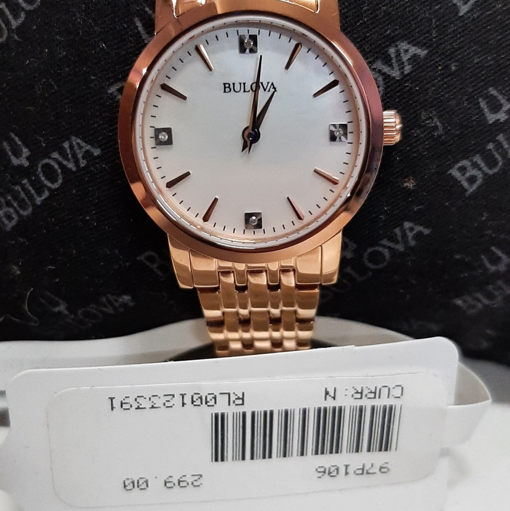 Like New Ladies Bulova Stainless Steel Rose Gold With Diamond